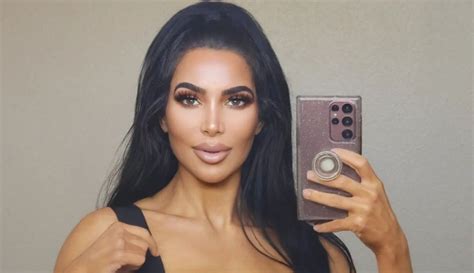 gourkani|Sósia de Kim Kardashian morre aos 34 anos após cirurgia plástica